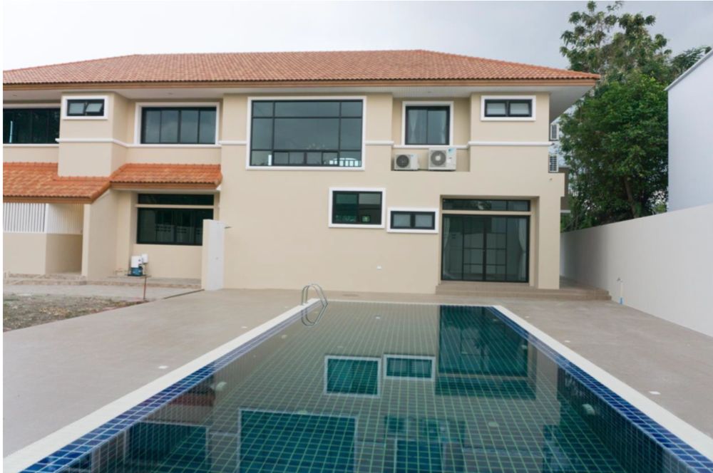For RentHousePattanakan, Srinakarin : Brand New House for rent in Phatthanakan 30 with private pool.4 bedroom 5 bathroom