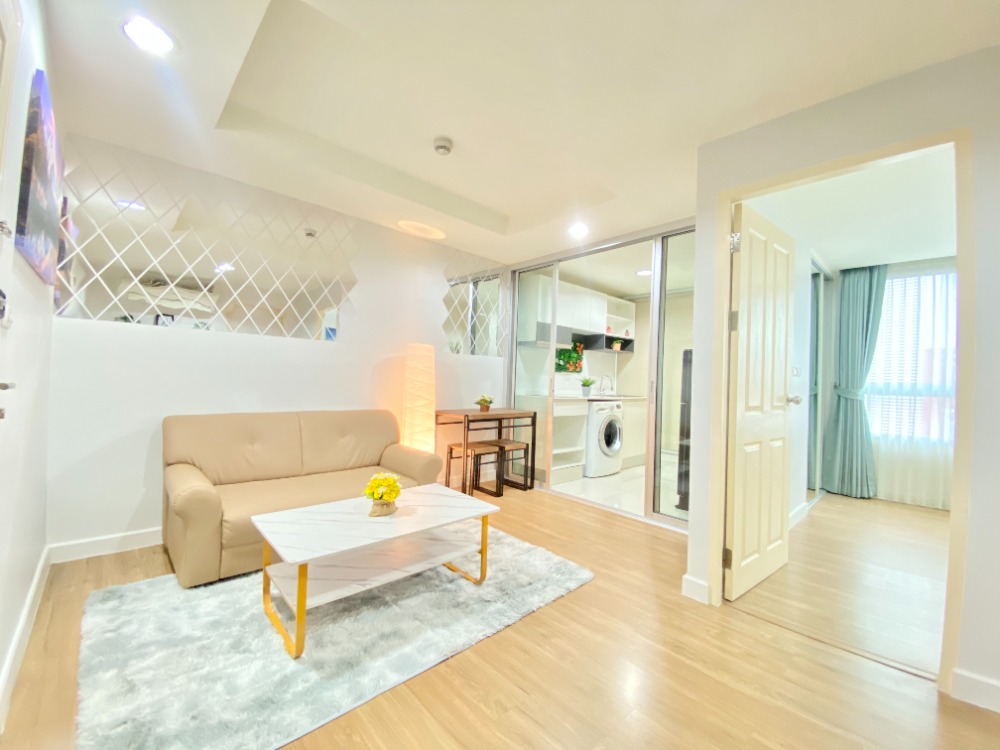 For RentCondoRatchadapisek, Huaikwang, Suttisan : Details Condo for rent, The Kris Ratchada17, ready to move in, complete.
