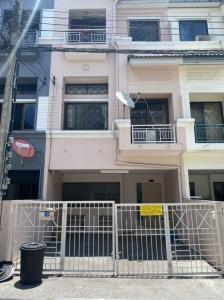 For RentHouseRatchadapisek, Huaikwang, Suttisan : ( N8-H051 ) For rent Baan Klang Muang 1 3-storey townhouse in Ratchada area. Contact for inquiries at ID Line: @thekeysiam (with @ too) Add me!
