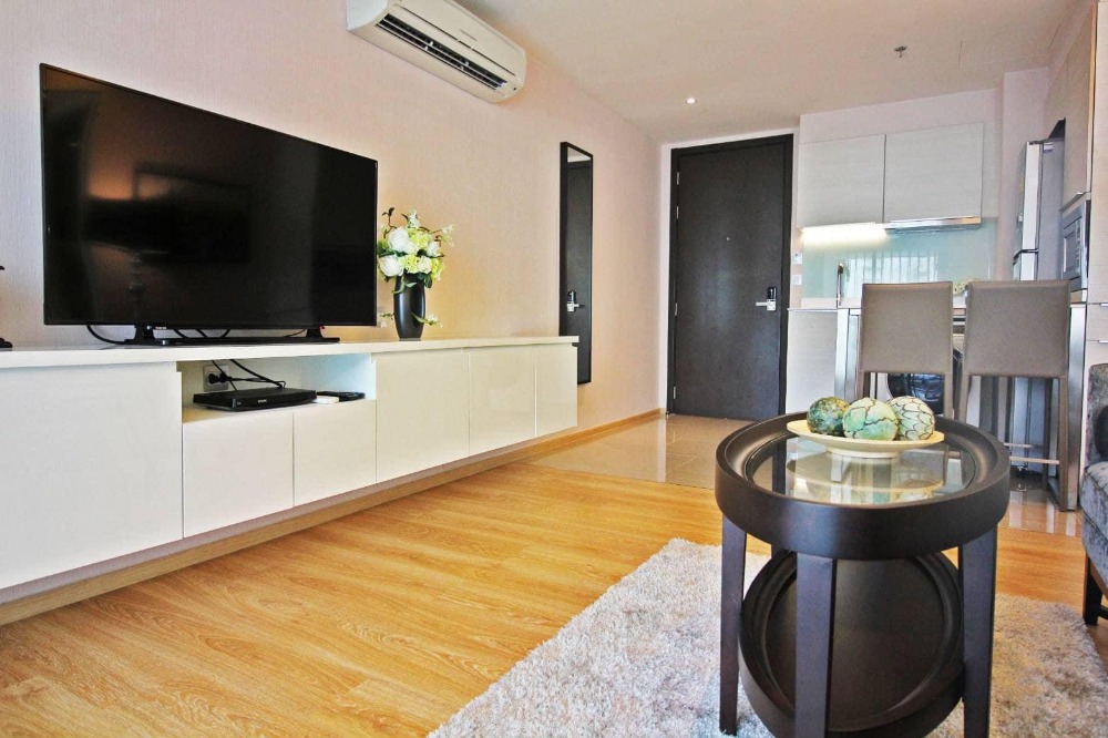 For RentCondoSukhumvit, Asoke, Thonglor : Condo for rent H Sukhumvit43, complete facilities, ready to move in !!