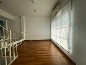 For RentTownhouseYothinpattana,CDC : RH705 Townhome for rent near Central Eastville, Central Ladprao, 3 bedrooms, ready for rent 31 Aug 65