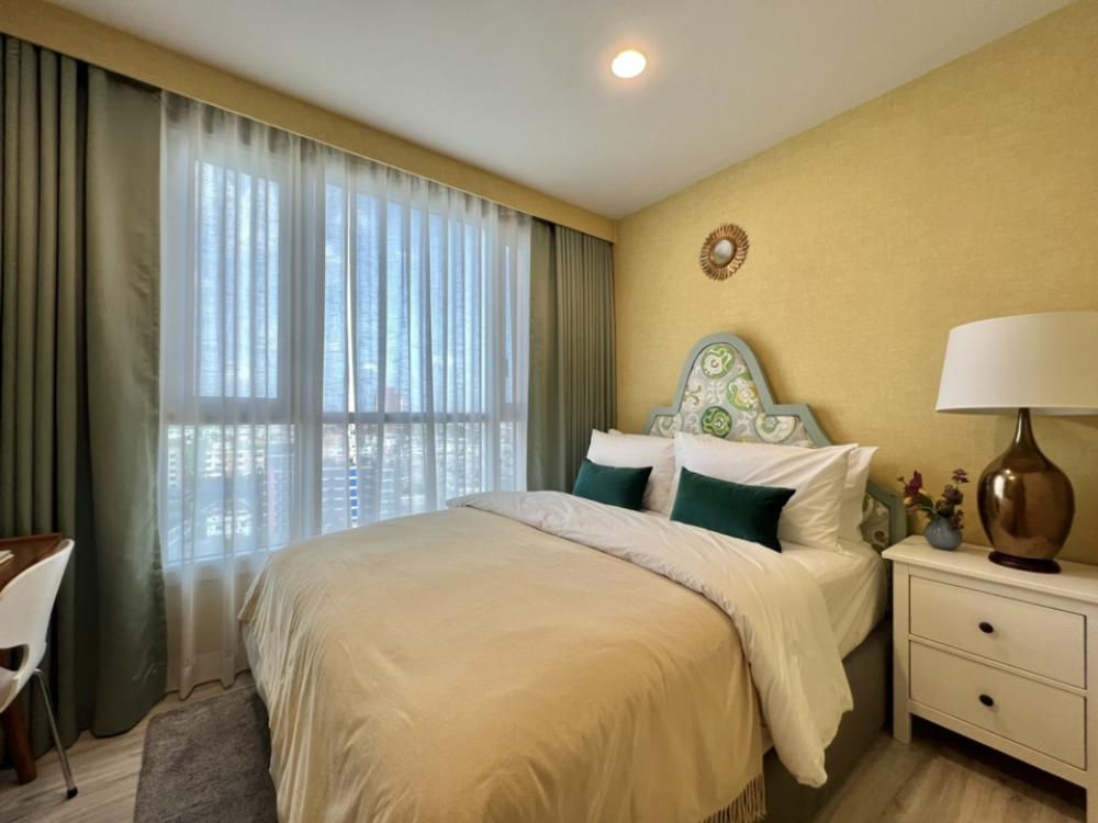 For SaleCondoRatchadapisek, Huaikwang, Suttisan : Xt Huai Khwang, 2 bedrooms, balcony, beautiful location, various promotions There are many rooms to choose from.