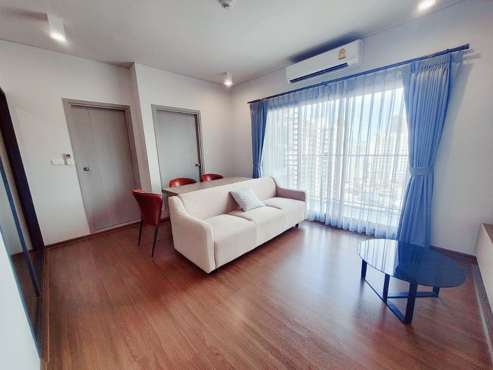 For SaleCondoSapankwai,Jatujak : Quick sale!! 2 bedrooms 2 bathrooms with electrical appliances Ideo Phaholyothin-Chatuchak Condo