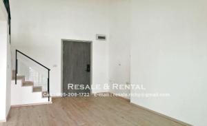 For SaleCondoPattanakan, Srinakarin : (Sale) The Rich Rama 9 , 1st hand room with decoration design / Duplex room, 2 bedrooms, 1 multipurpose room / High view , 27th floor