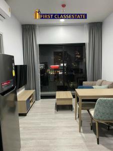 For RentCondoSukhumvit, Asoke, Thonglor : 🎉 Condo for rent, XT Ekkamai, lifestyle condominium, in the heart of Ekkamai with full common areas.