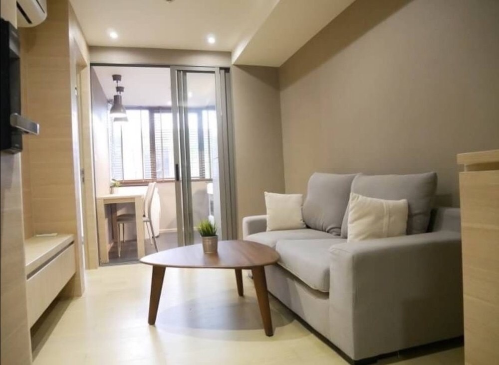 For SaleCondoSilom, Saladaeng, Bangrak : ( U20230707170 )🔥🔥 HOT DEAL 🔥🔥 FOR SELL Klass Silom 1 bedroom 32.62 sq.m. @ 4.95 MB !!!!