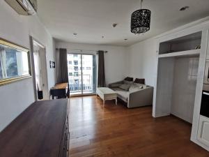 For RentCondoWongwianyai, Charoennakor : For Rent Condo Hive Taksin, size 51 sq.m. 💎 with furniture and electrical appliances, ready to move in 💎
