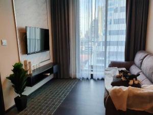 For RentCondoSukhumvit, Asoke, Thonglor : ( E4-0820105 ) Condo for rent, Edge by Sansiri, Sukhumvit 23. Contact for inquiries at ID Line: @214rbith (with @ too) Add me!