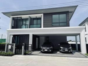 For RentTownhouseSamut Prakan,Samrong : house for rent Grand Britannia Bangna Km.12 free central new house
