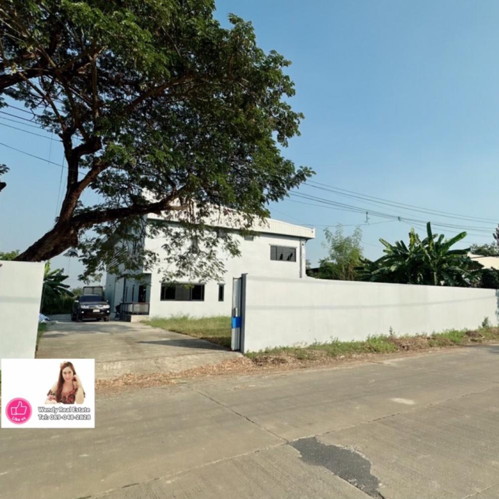 For SaleFactoryMin Buri, Romklao : Warehouse for sale in Nong Chok, convenient travel, can enter and exit many routes. Connecting Suwinthawong Road, Nimitmai, Nong Chok, Minburi, 438 sq m., 1 rai.