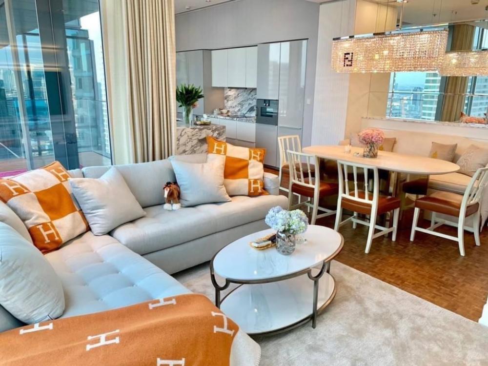 ขายคอนโดสาทร นราธิวาส : Selling : Ritz Carlton Condo , Sathorn Area , 3 Bed 3 Bath , 1 Study Room , 1 Powder Room , Floor 30+ , 205 sqm 🔥🔥 Selling : 99,500,000 THB 🔥🔥#sellinghouses#superluxuryhousebkk#Arihouse#luxuryhousebangkok #superluxurycondoforsale #อสังหาริมทย์ทรัพย์ #real