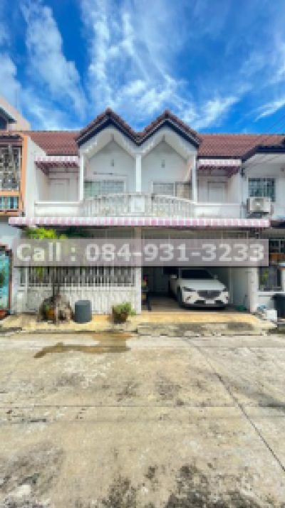 For SaleTownhouseRathburana, Suksawat : Cheapest sale. Townhouse 2 booths, Suksawat-Suanthon Village, Pracha Uthit 33 through each other, airy and comfortable.
