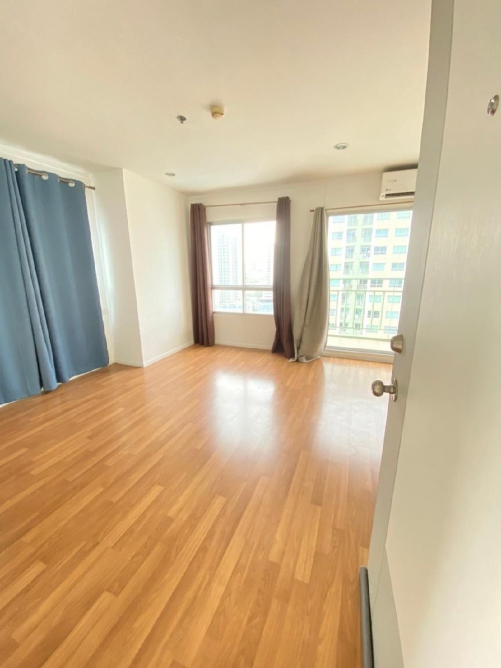For SaleCondoRama9, Petchburi, RCA : Urgent sale! Condo Lumpini Park Rama 9-Ratchada, good location, near MRT Rama 9 Airport Link, Makkasan 🚈 empty room, high floor, beautiful view, corner room, no hit, special only 3,100,000 baht 💥