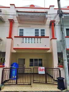For RentTownhouseChiang Mai : Townhome for rent near by 5 min to CentralFestival , No.1H355