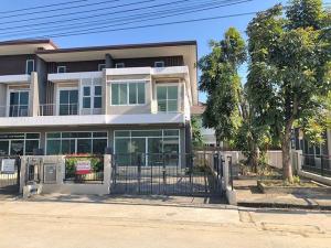 For RentTownhouseChiang Mai : Townhome for rent near by 10 min to Tarua Market , No.12H155
