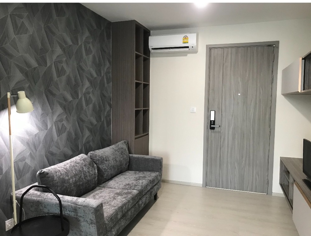 For SaleCondoVipawadee, Don Mueang, Lak Si : Selling at a loss of 2 hundred thousand Condo for sale Knightsbridge Phahonyothin Interchange near MRT Phahon Yothin Station