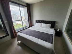 For RentCondoOnnut, Udomsuk : Condo for rent Rhythm 44/1, beautiful room, fully furnished. Fully furnished Tel.& Line 0656944935