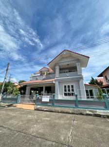 For RentHouseChiang Mai : A house for rent good location close to Kad Farang , No.14H440