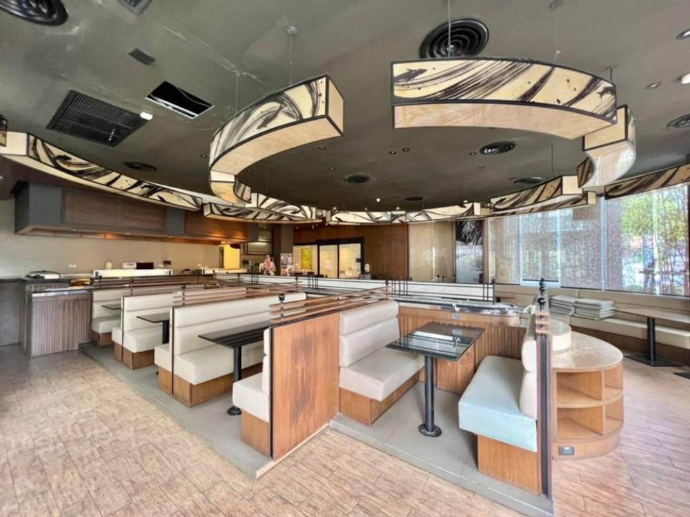 For RentRetailSukhumvit, Asoke, Thonglor : For rent, a Japanese restaurant decorated in a luxury style, good location in Thonglor area, Sukhumvit 55 with parking available 🚗