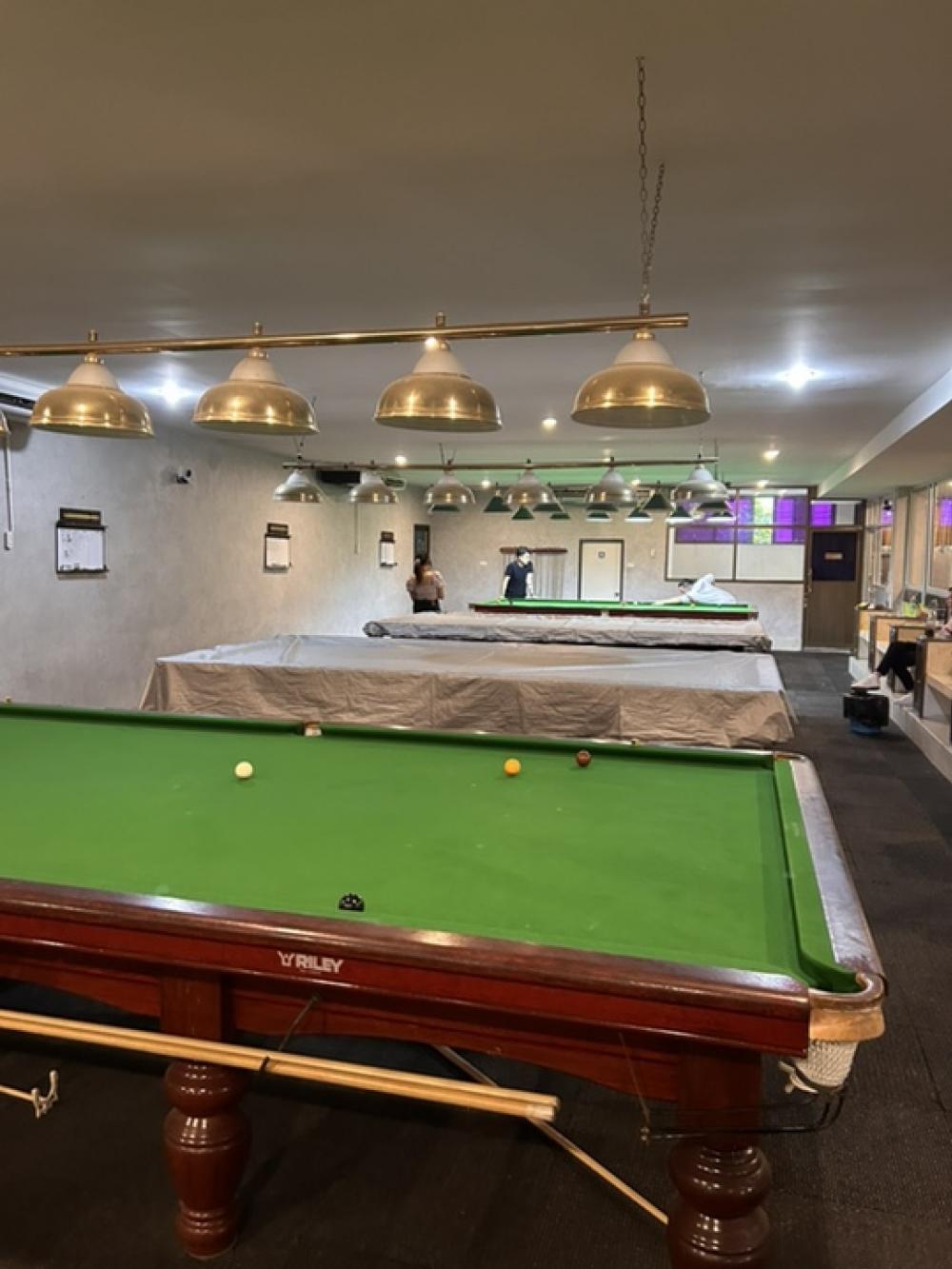 For RentRetailLadkrabang, Suwannaphum Airport : Snooker Club for Rent