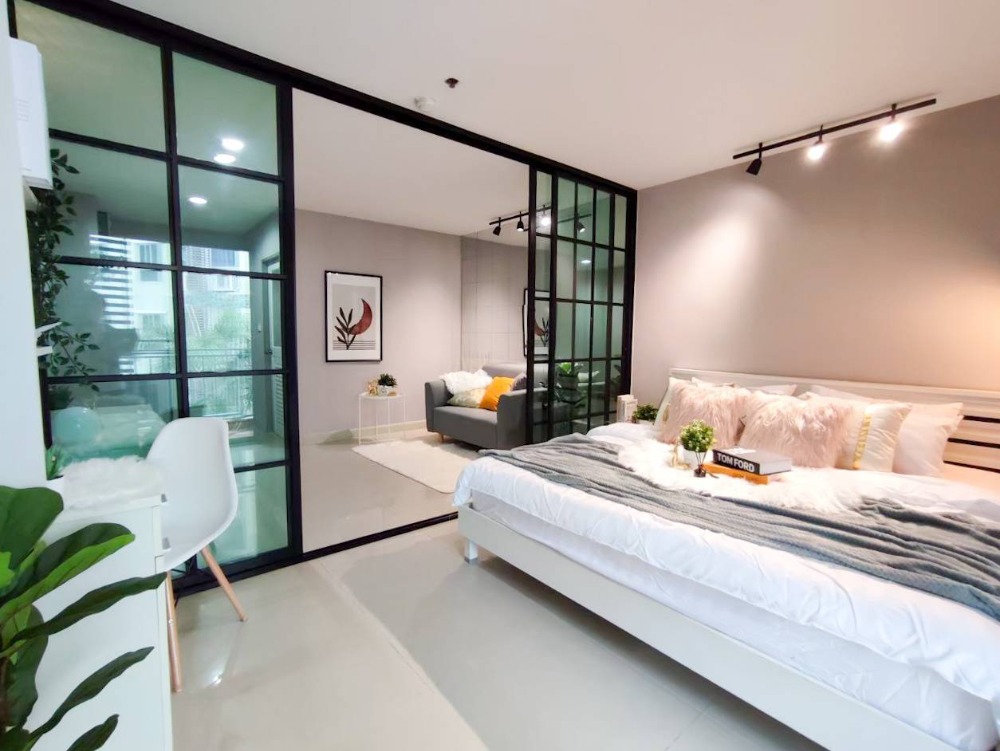 For SaleCondoBang Sue, Wong Sawang, Tao Pun : The most beautiful room in the project. Beautiful, beautiful, new furniture in the whole room. Condo Regent Regent 6/2 Prachachuen.