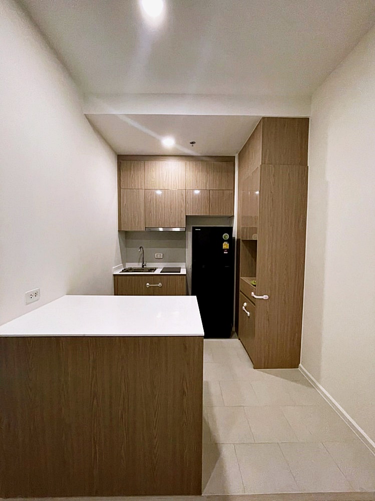 For SaleCondoPinklao, Charansanitwong : For Sale De LAPIS Charan 81 Nearby MRT Bang Phlat