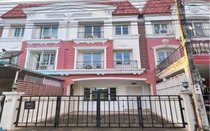 For RentTownhouseThaphra, Talat Phlu, Wutthakat : Townhome for rent, 3 floors, Urban Sathorn, Urban Sathorn, next to Ratchaphruek Road.