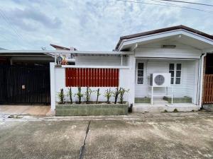 For RentHouseChaengwatana, Muangthong : House for rent Chaengwattana 14
