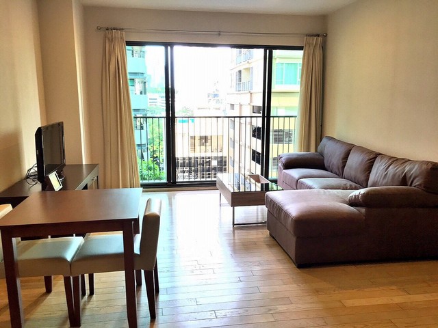 ให้เช่าคอนโดสุขุมวิท อโศก ทองหล่อ : For rent 1bedroom 53 sq.m at Noble Solo Thonglor [ Thonglor 20 ].