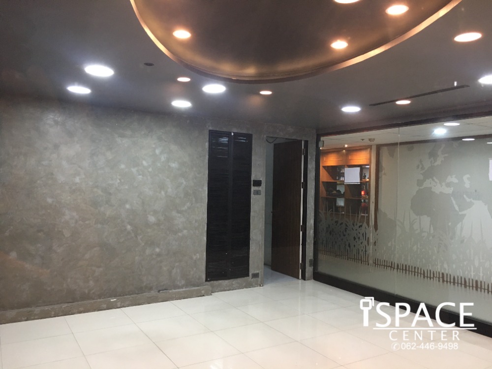 For RentOfficeRatchathewi,Phayathai : Office Space for rent and sale, office space, Phayathai Plaza Building, very convenient to travel already decorated ready to work