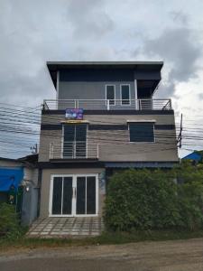 For SaleHouseRatchaburi : 3 storey detached house for sale, beautifully decorated, ready to move in, peaceful location near the school (SAV281)