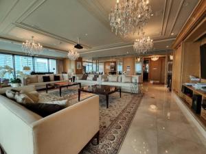 For SaleCondoWitthayu, Chidlom, Langsuan, Ploenchit : 🔥🔥 Risa01493 Condo for sale The residence at st regis bangkok 439.25 sqm, 35th floor, 3 bedrooms, 3 bathrooms, 184.5 million baht only 🔥🔥