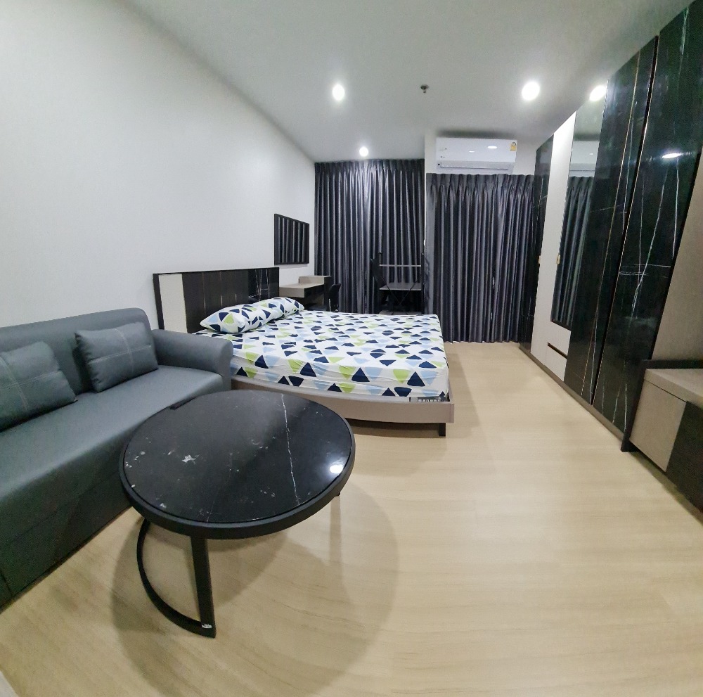 For RentCondoRamkhamhaeng, Hua Mak : SL090_P SUPALAI VERANDA RAMKAMHEANG **beautiful room, fully furnished, ready to move in** Very new room, easy to travel near MRT