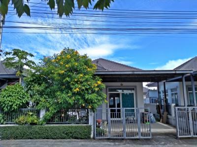 For SaleHousePattaya, Bangsaen, Chonburi : Special Price !!! Single-storey Semi-Detached House for sale Bang Lamung , 36.2 sq wa , Groovy Park Village Bang Lamung 1 near Laem Chabang Port , Amata City Industrial Estate , Terminal21 Pattaya