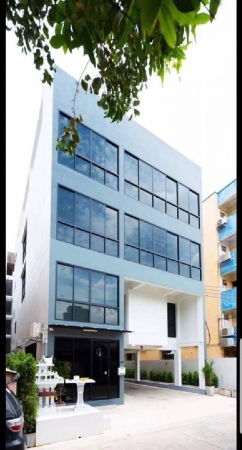 For RentOfficeRatchadapisek, Huaikwang, Suttisan : Office Building at Ratchada - Huay Kwang for Rental