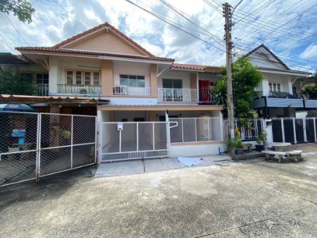 For SaleTownhousePathum Thani,Rangsit, Thammasat : Townhome for sale, Pruksa 9 village, 85 sq m., 18 sq wa, Renovate house, ready to submit Bank