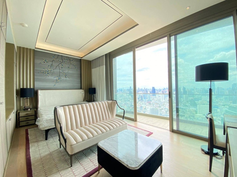 For SaleCondoWongwianyai, Charoennakor : 8075😍 For SELL 3 bedrooms for sale🚄Close to BTS Charoen Nakhon🏢The Residences at Mandarin Oriental The Residences at Mandarin Oriental, Bangkok🔔Area:223.98 sq.m.💲Sale:169,000,000฿📞 O99-5919653,065-9423251✅LineID:@sureresidence