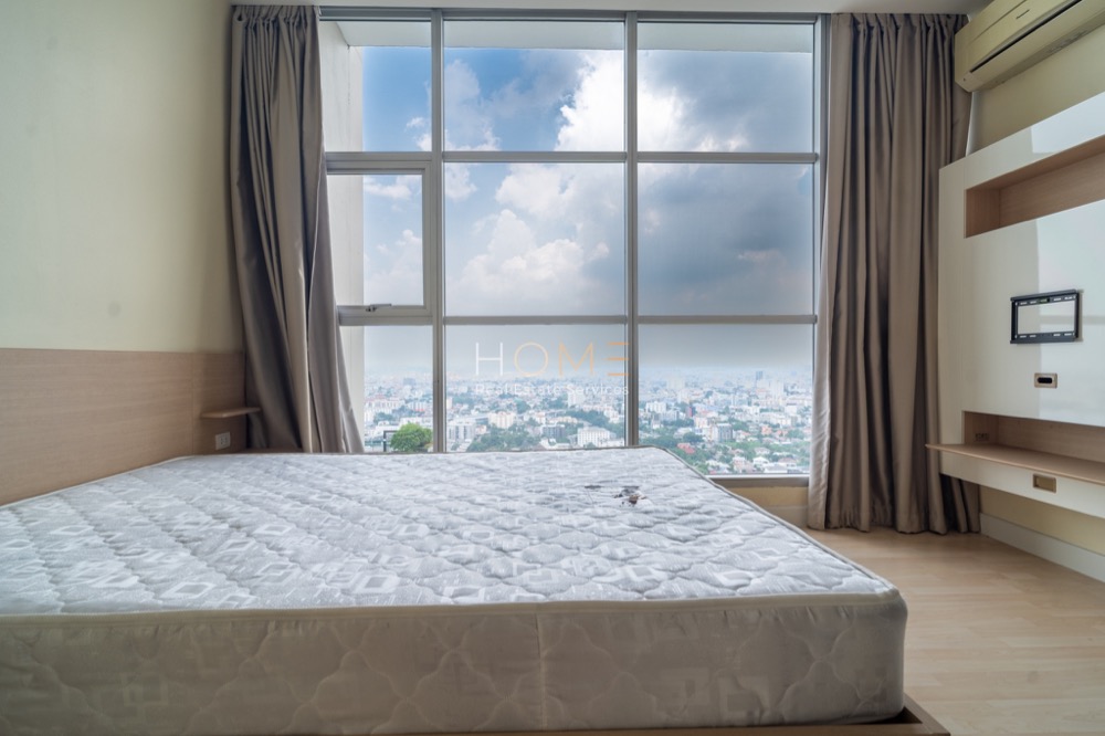 For SaleCondoRatchadapisek, Huaikwang, Suttisan : Top floor, pool view! ✨ Rhythm Ratchada / 1 Bed (FOR SALE), Rhythm Ratchada / 1 Bedroom (Sale) CREAM198