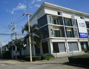 For RentShophousePathum Thani,Rangsit, Thammasat : For Rent 3-storey commercial building, behind the corner of Delight Pruksa 39 Project, Lam Luk Ka Klong 3, new building, can open the door on 2 sides, suitable for office, can register a company.