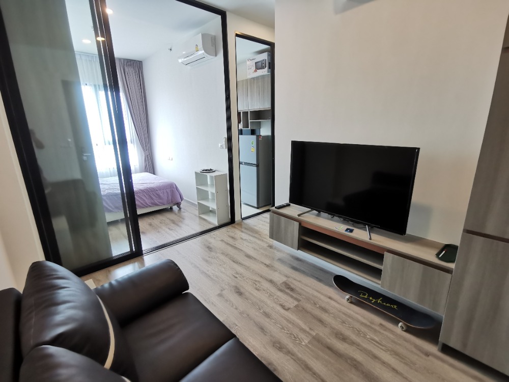 For RentCondoKasetsart, Ratchayothin : (Next to the BTS 0 meters! ) 1 Bedroom 27 sq m. Knightsbridge Prime Ratchayothin, next to BTS Phahon Yothin 24 station, near Elephant Building and SCB Park.