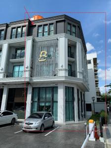 For SaleShophouseOnnut, Udomsuk : Shophouse for sale - commercial building, The Master On Nut 2, behind the corner, on the road