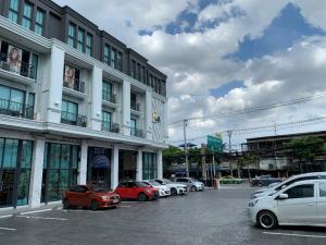 For SaleShophouseOnnut, Udomsuk : Shophouse for sale - commercial building, The Master On Nut 2, behind the corner, on the road