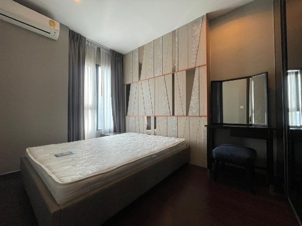 For RentCondoSukhumvit, Asoke, Thonglor : 🔥C Ekkamai Condominium🔥Rent only 16,000 baht/month🔥This price includes common fees. 🌺Area size 30 sq m., 26th floor. 🌺Room 1 bedroom, 1 bathroom.