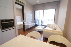For SaleCondoRatchadapisek, Huaikwang, Suttisan : 1 Bed with Bathtub Nice Decorate High Fl 10+ Good Location Close to MRT Thailand Cultural Centre at IVY Ampio Condo / For Sale