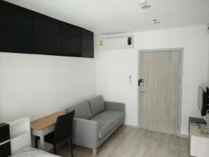 For RentCondoPinklao, Charansanitwong : Rent with us and get 500 free! For rent, Ideomobi Charan-Interchange, studio room, size 22 sq.m., 1 room, 17th floor, pool view, beautiful room, good price, nice to live in, don't miss it!!