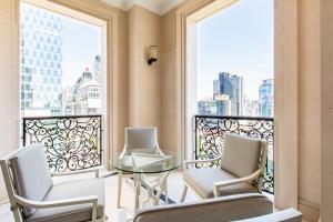 For SaleCondoWitthayu, Chidlom, Langsuan, Ploenchit : 98 Wireless Super Luxury Condominiumdecorated by world class designer.  Prime Location AT Wireless Rd.