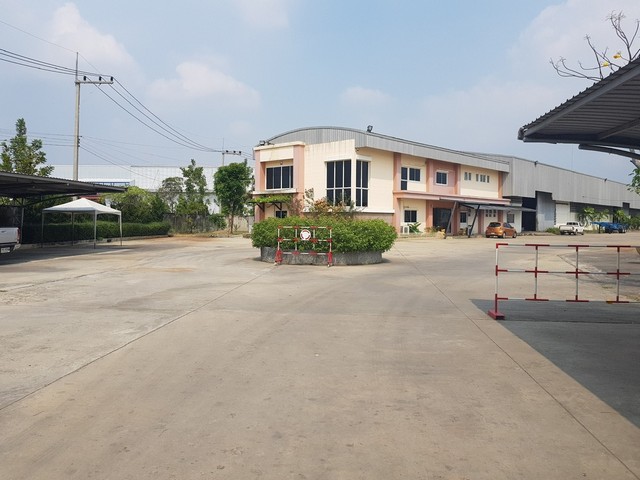 For SaleFactorySamut Prakan,Samrong : Land for sale with factory 8 rai, Tamru Bang Phli Road, Phraeksa Mai Subdistrict, Mueang District, Samut Prakan Province, selling price 95,000,000 baht.