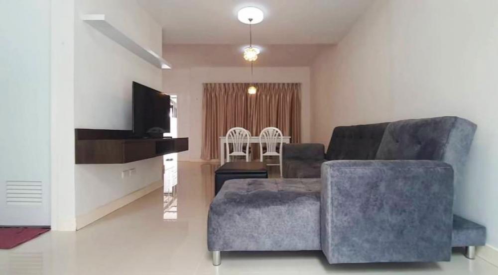For RentTownhousePattanakan, Srinakarin : Townhome for rent, 2 floors, The connect Phatthanakan 38, 3 bedrooms, 2 bathrooms, 25,000 baht / month, fully furnished.