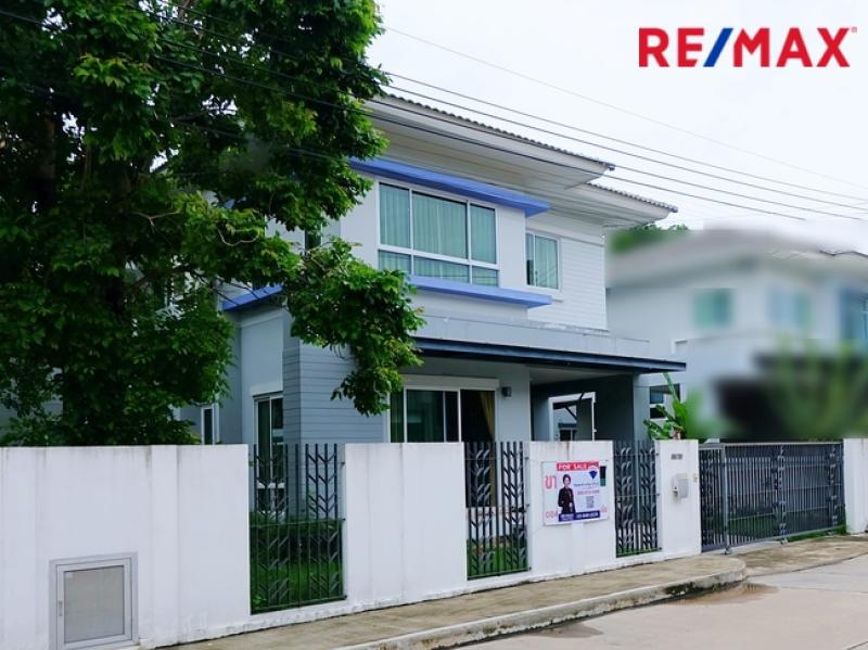 For SaleHouseLadkrabang, Suwannaphum Airport : 2 storey detached house for sale, Wario Suvarnabhumi project, shady resort atmosphere project, size 51.8 square meters, selling below the capital!