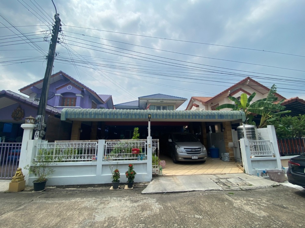 ขายบ้านนครปฐม พุทธมณฑล ศาลายา : พร้อมเจรจา!! ขายบ้านเดี่ยวปรับปรุงแล้ว ในซอยศาลาธรรมสพน์ 3 ขนาดพื้นที่ 50 ตรว. ทำเลดีตัวบ้านอยู่ไม่ลึกมากจากถนนเส้นหลัก ใกล้พุทธมณฑลสาย 2 ราคาพิเศษ!!!